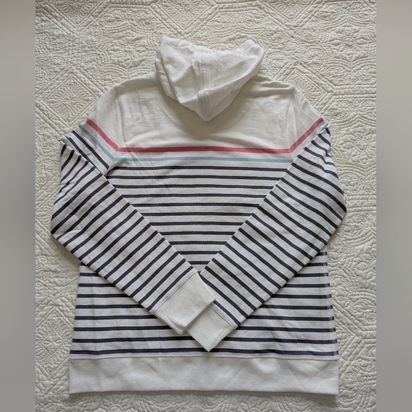 Vineyard Vines Women's Striped Hoodie in White and Navy - Picture 11 of 11